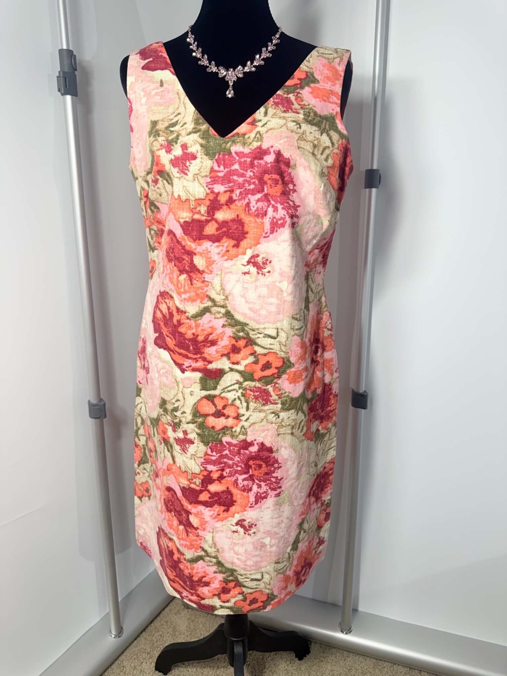 #252 Talbots Petites 8P Floral V-Neck Sheath Dress Pink Coral